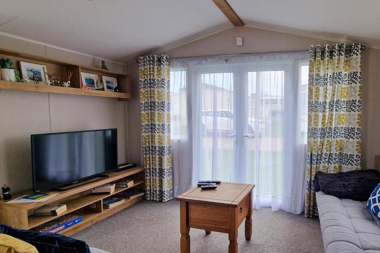 Lovely Caravan Nearby The Beach In Hunstanton, Norfolk Ref 23071C Hotel Exterior photo