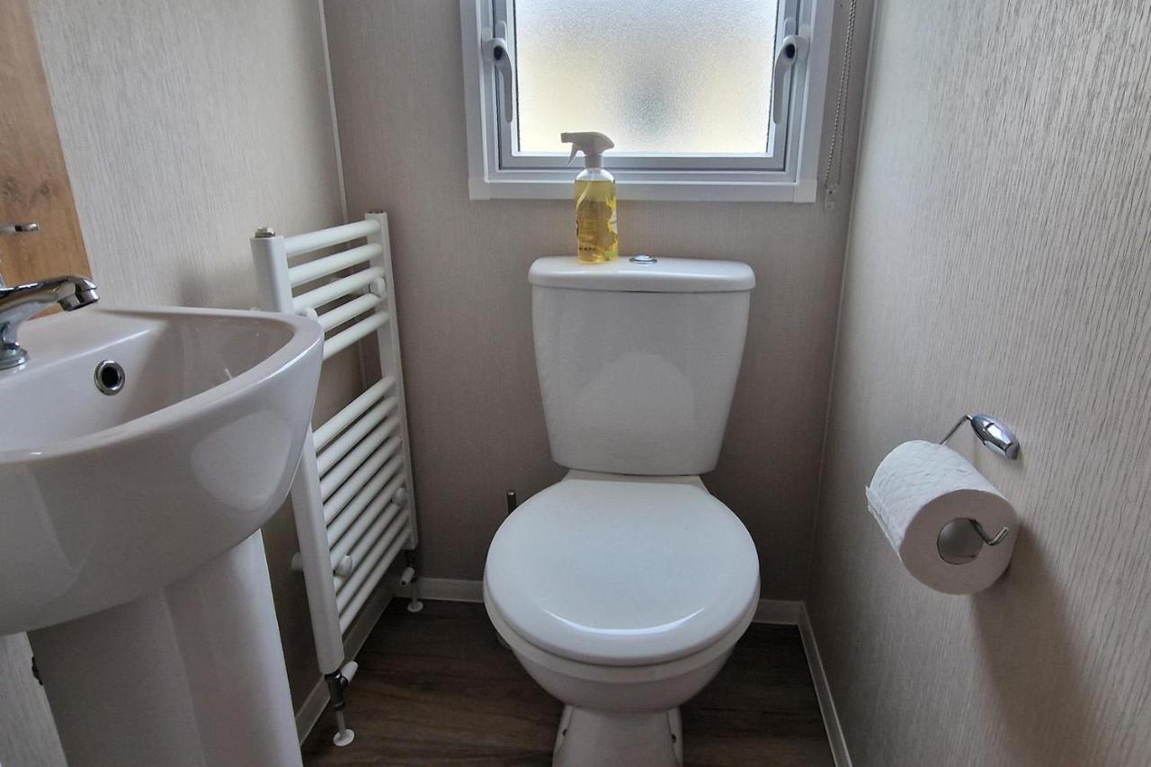 Lovely Caravan Nearby The Beach In Hunstanton, Norfolk Ref 23071C Hotel Exterior photo